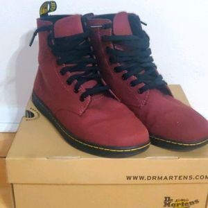 Dr Marten Boots